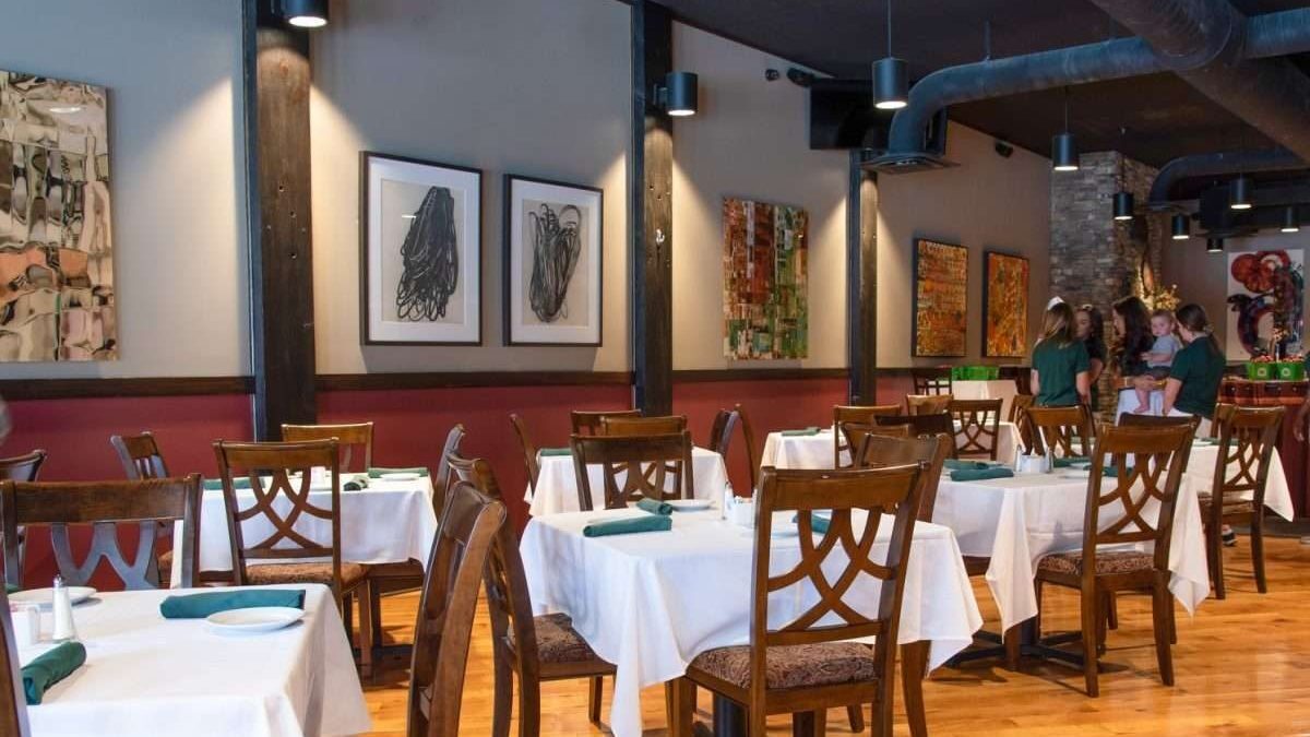 Dining 1 !
